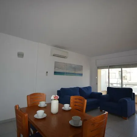 Apt Victoria Park *