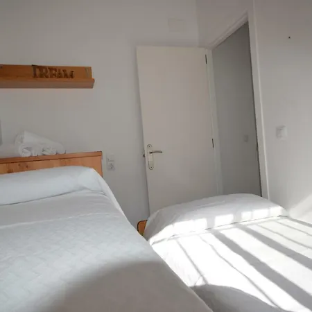 Apt Victoria Park Apartment *